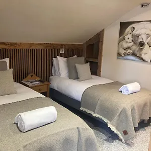 2* Hotel Les Cimes